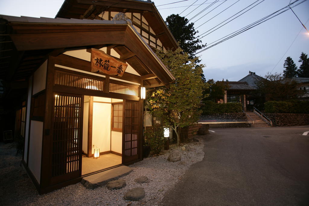 Oyo Hatago Ichiban Hotel Chichibu Exterior photo